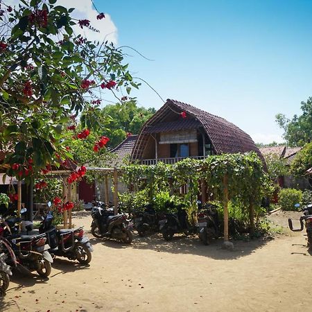 Harry'S Ocean House Pacitan Appartement Buitenkant foto